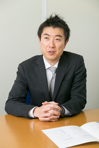 データセンター事業部ネットワーク企画課 兼 ネットワーク運用課課長 小林 清 氏