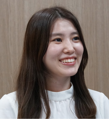 情報システム部 BELL-CSIRTG 鈴木 聖花 氏