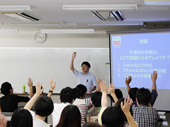 7月24日（金）国際ペットワールド専門学校様にて