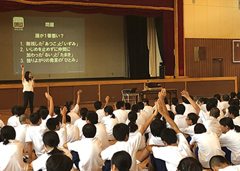 ネットいじめ・ネット依存に関する講演風景